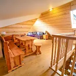 Pod Hawraniem & Bike Friendly Maison d'hôtes
