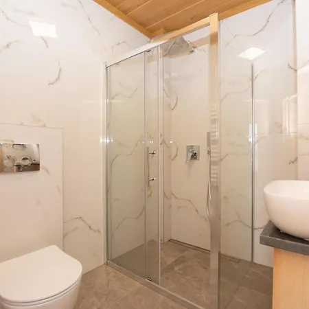 Pod Hawraniem Z Widokiem Na Tatry & Bike Friendly بيت ضيافة 3*