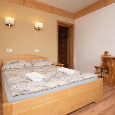 בית הארחה Pod Hawraniem Pokoje Z Widokiem Na Tatry Ski & Bike Friendly Jurgow 3*