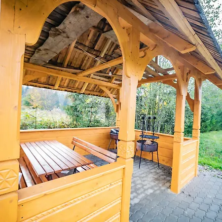 Pod Hawraniem Z Widokiem Na Tatry & Bike Friendly بيت ضيافة 3*