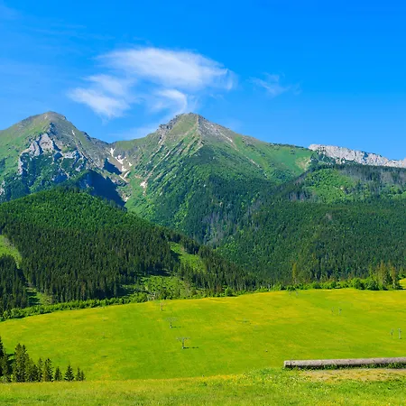 Pod Hawraniem Z Widokiem Na Tatry & Bike Friendly بيت ضيافة Jurgów